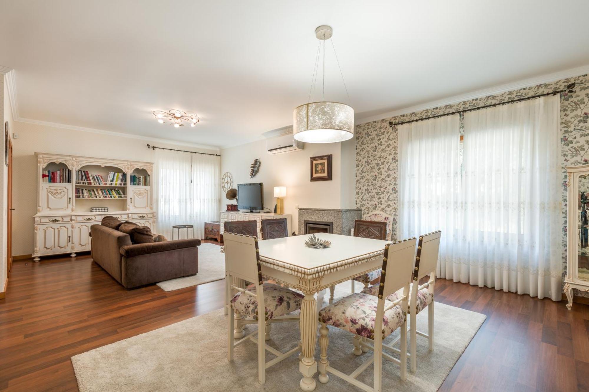 Вилла Viravento - Family House Эшпинью Экстерьер фото